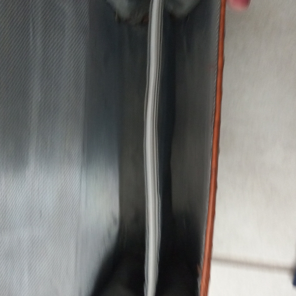 ~ Chic orangish brown purse ~ Dimensions are 11 by 8 ~ - Picture 5 of 7